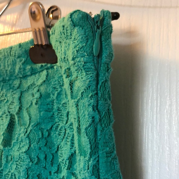 2 for $25 ! Teal High Waisted Textured Shorts - Picture 2 of 2